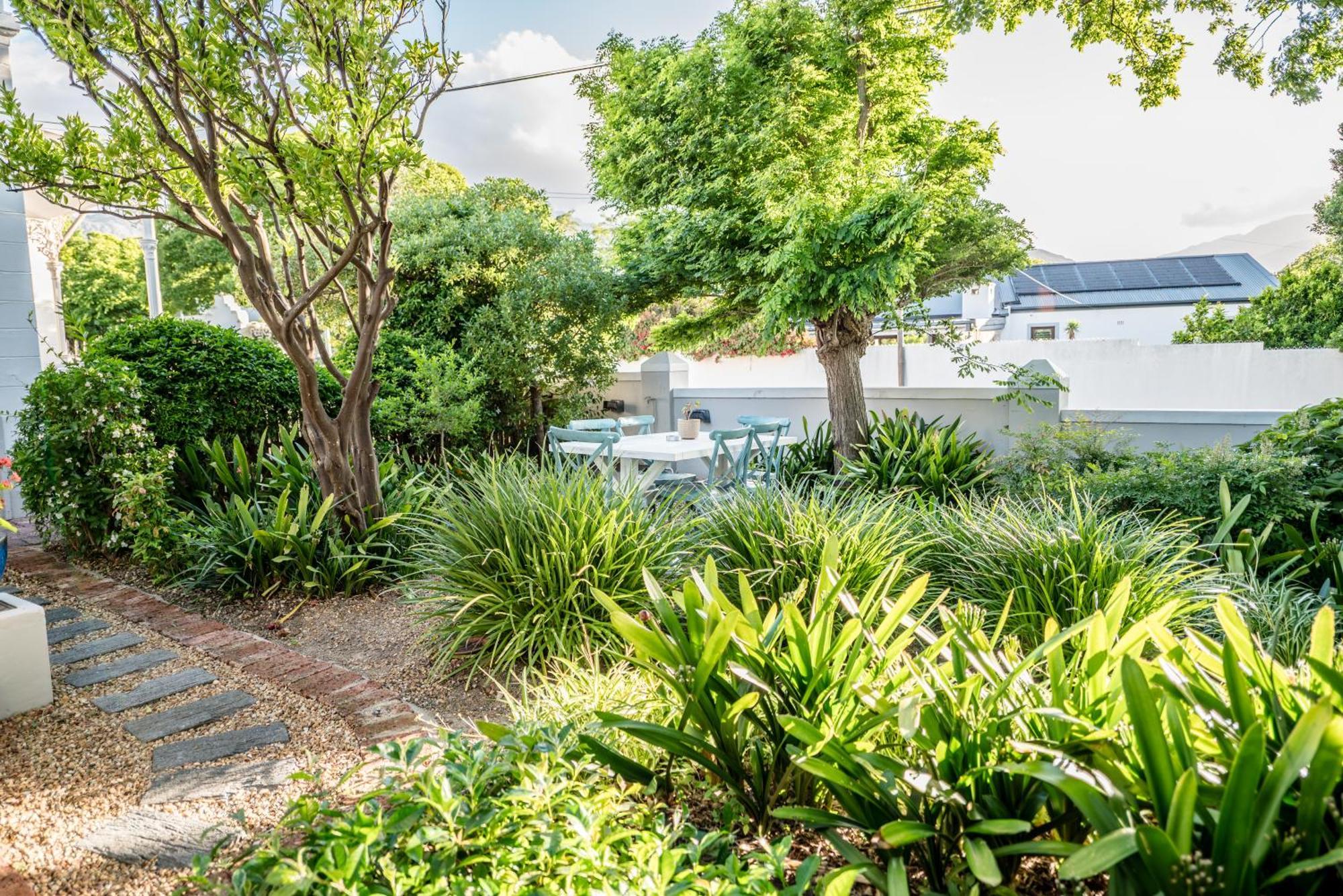 Corner House Residence Franschhoek Bagian luar foto